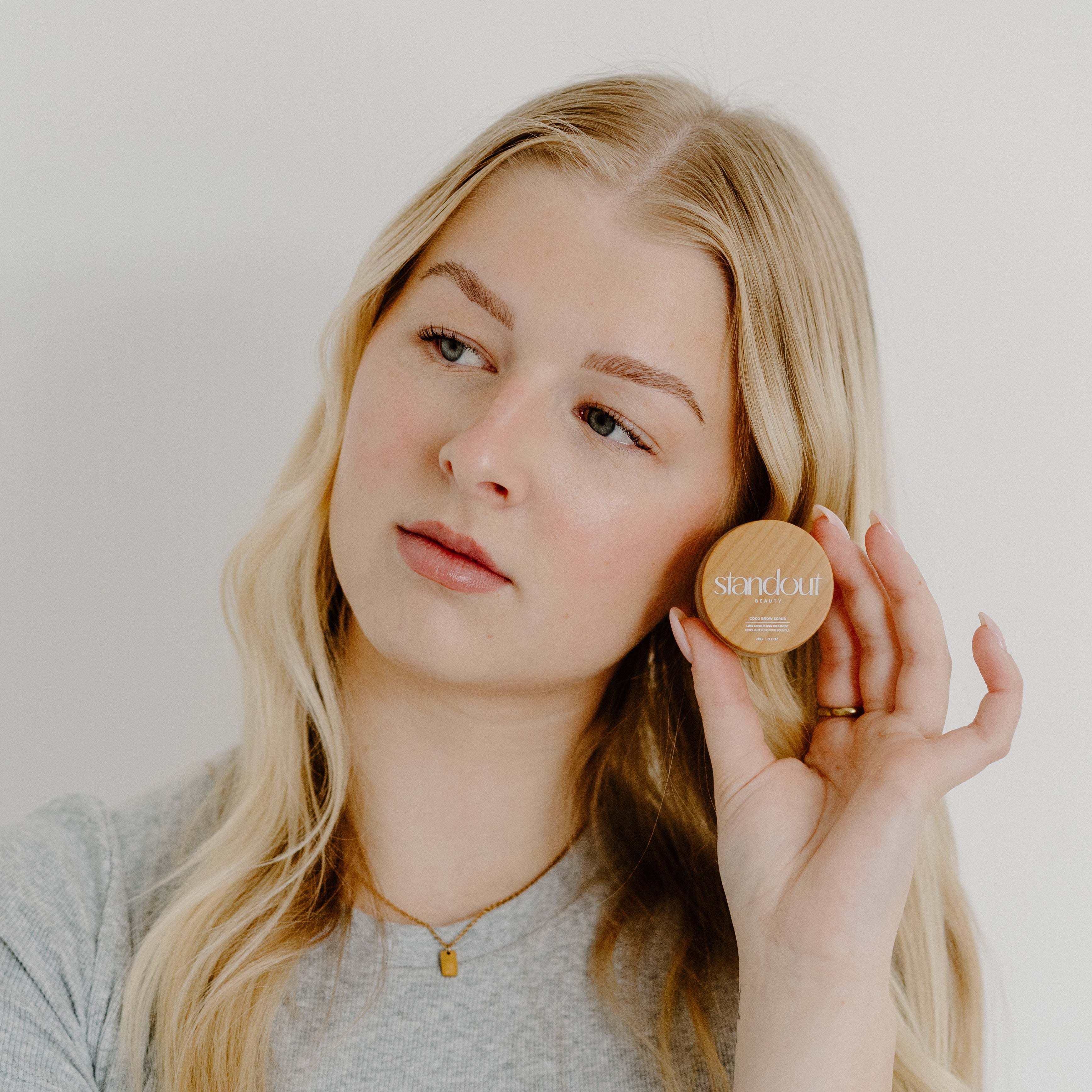 Standout Coco Luxe Brow Scrub