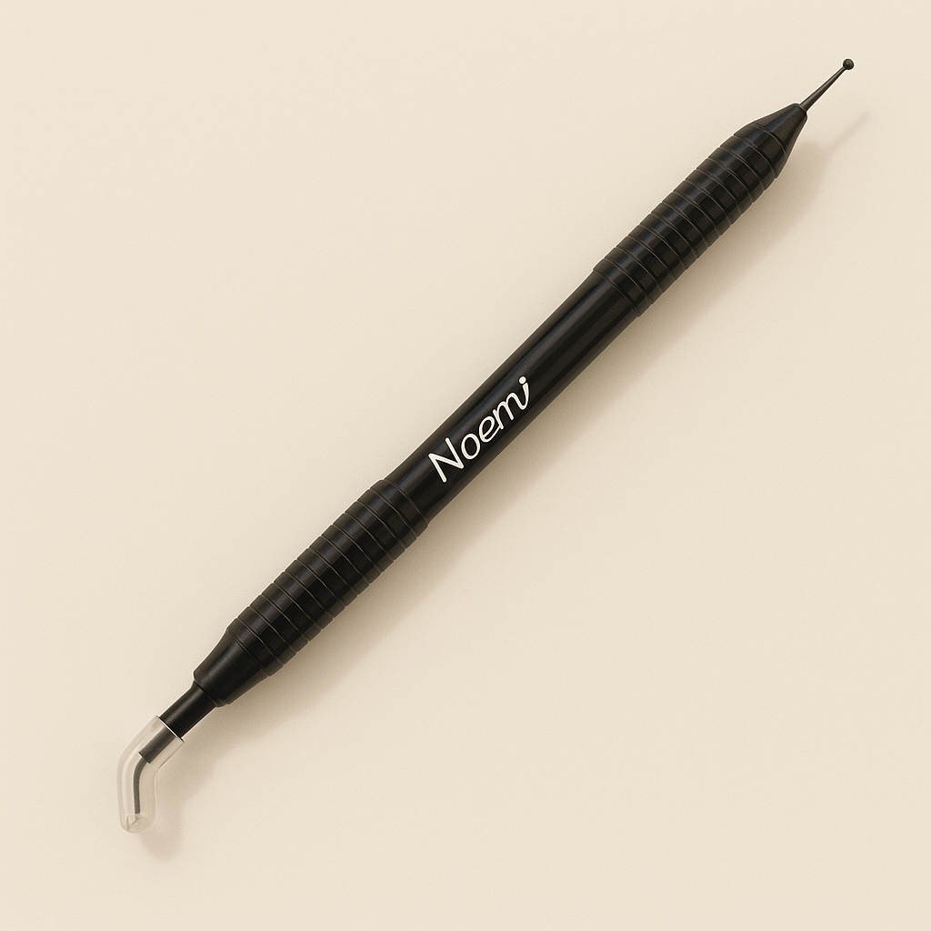 Noemi Lash Tool Dual - standoutbeautyshop