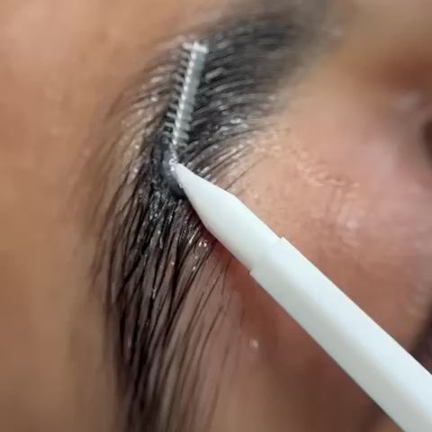 Load video: Standout Brow Lami Micro Brush