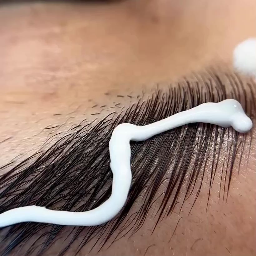 Load video: Brush  Applicator